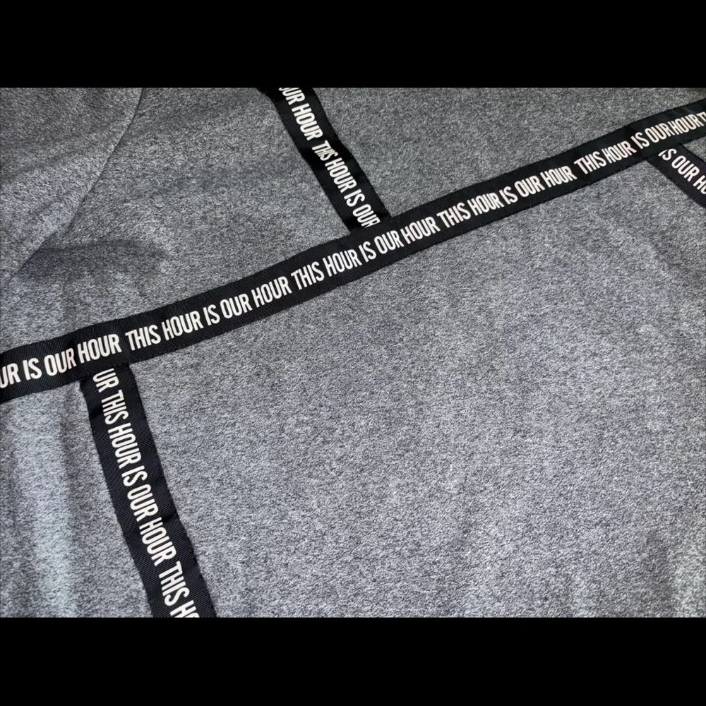 Men’s H&M This Hour Is Our Hour Grey Sweatshirt Size XL